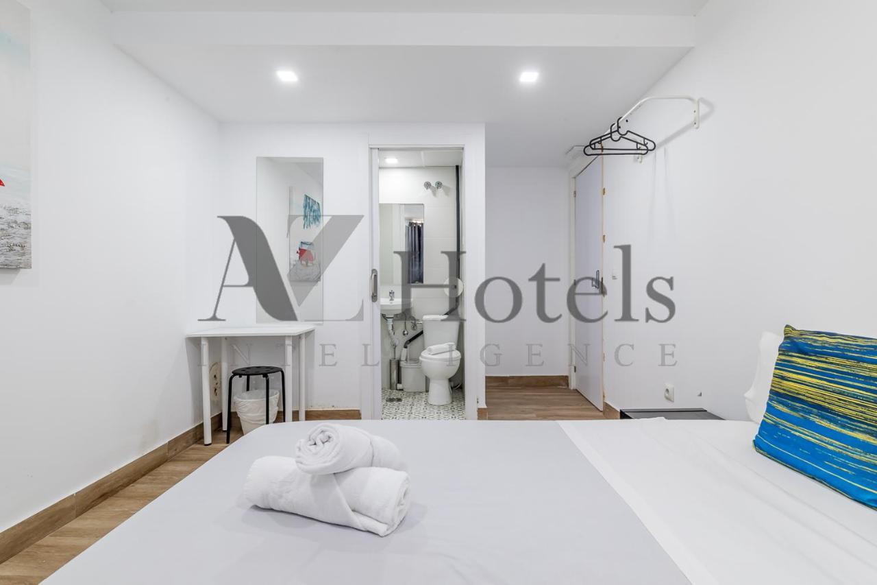 Ayz Elcano - Auto Check-In Property Malaga Exterior photo