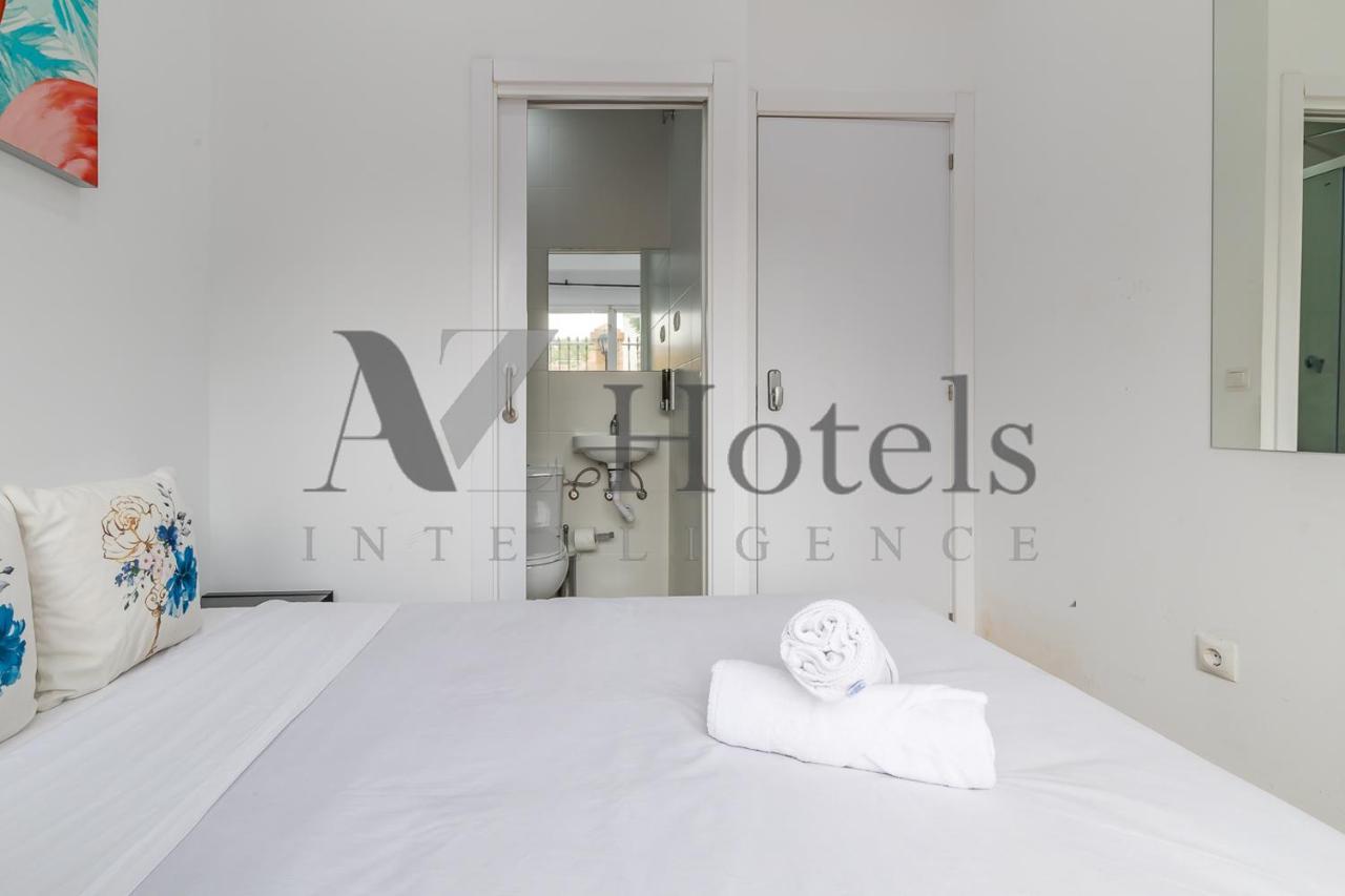 Ayz Elcano - Auto Check-In Property Malaga Exterior photo